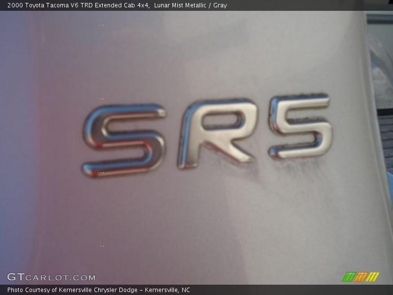 Lunar Mist Metallic / Gray 2000 Toyota Tacoma V6 TRD Extended Cab 4x4
