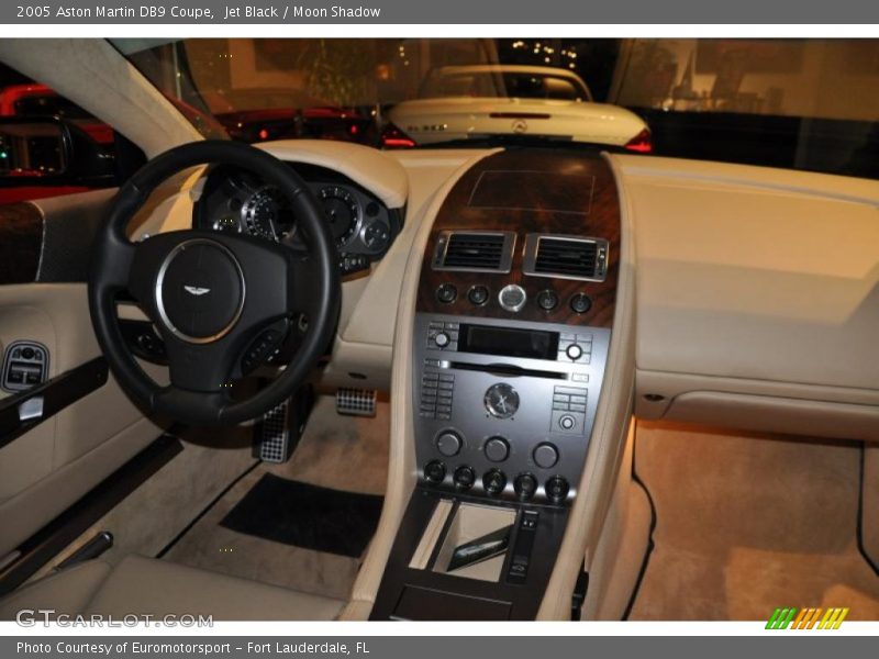 Jet Black / Moon Shadow 2005 Aston Martin DB9 Coupe