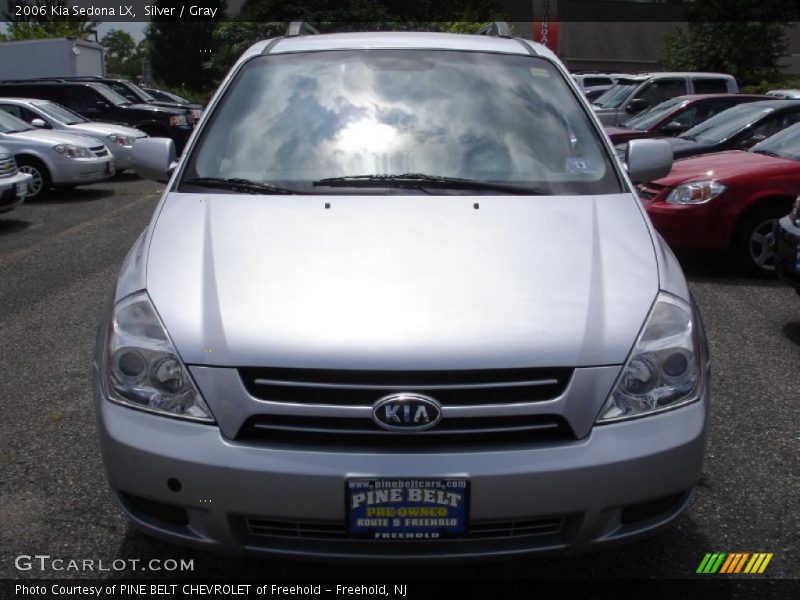 Silver / Gray 2006 Kia Sedona LX