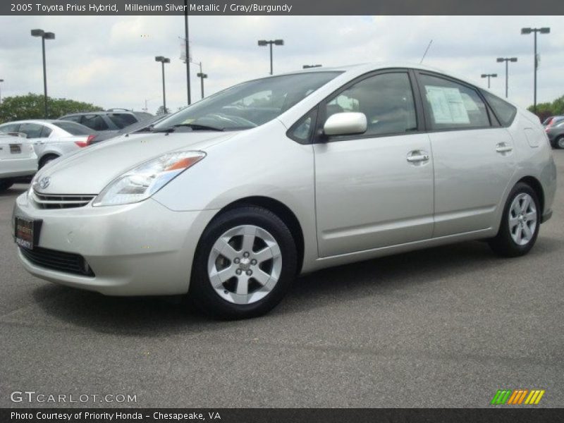 Millenium Silver Metallic / Gray/Burgundy 2005 Toyota Prius Hybrid