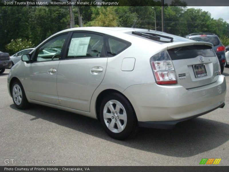 Millenium Silver Metallic / Gray/Burgundy 2005 Toyota Prius Hybrid