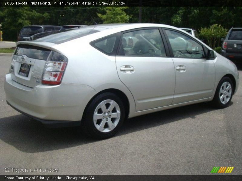 Millenium Silver Metallic / Gray/Burgundy 2005 Toyota Prius Hybrid