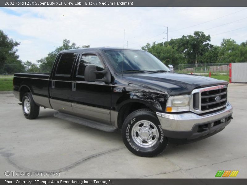 Black / Medium Parchment 2002 Ford F250 Super Duty XLT Crew Cab