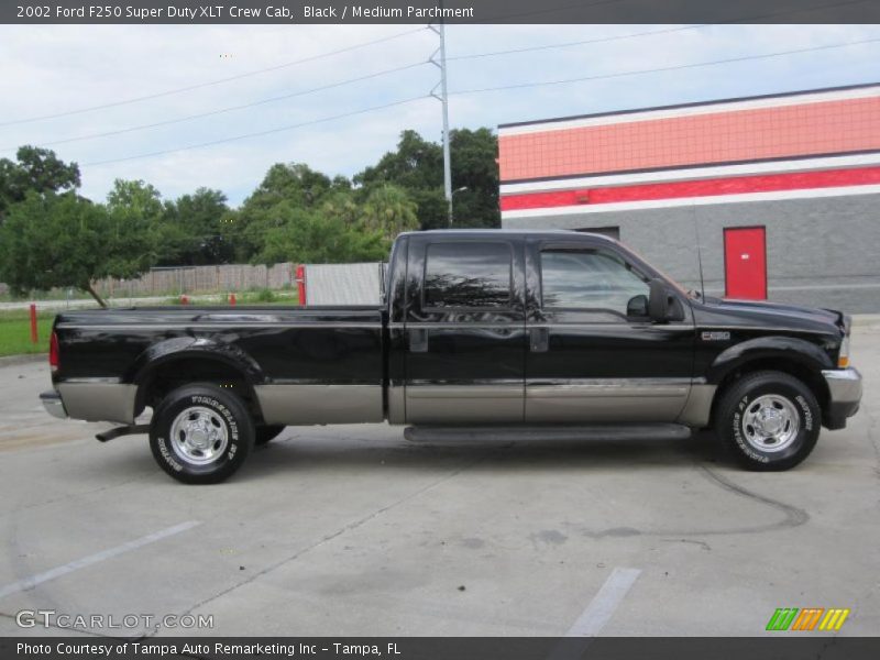 Black / Medium Parchment 2002 Ford F250 Super Duty XLT Crew Cab