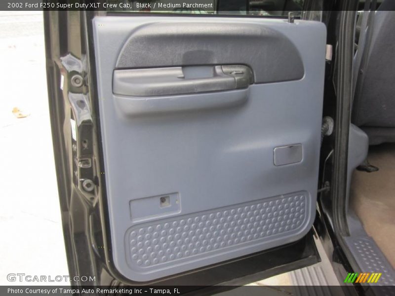 Black / Medium Parchment 2002 Ford F250 Super Duty XLT Crew Cab
