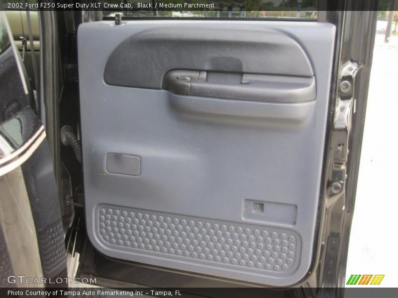 Black / Medium Parchment 2002 Ford F250 Super Duty XLT Crew Cab