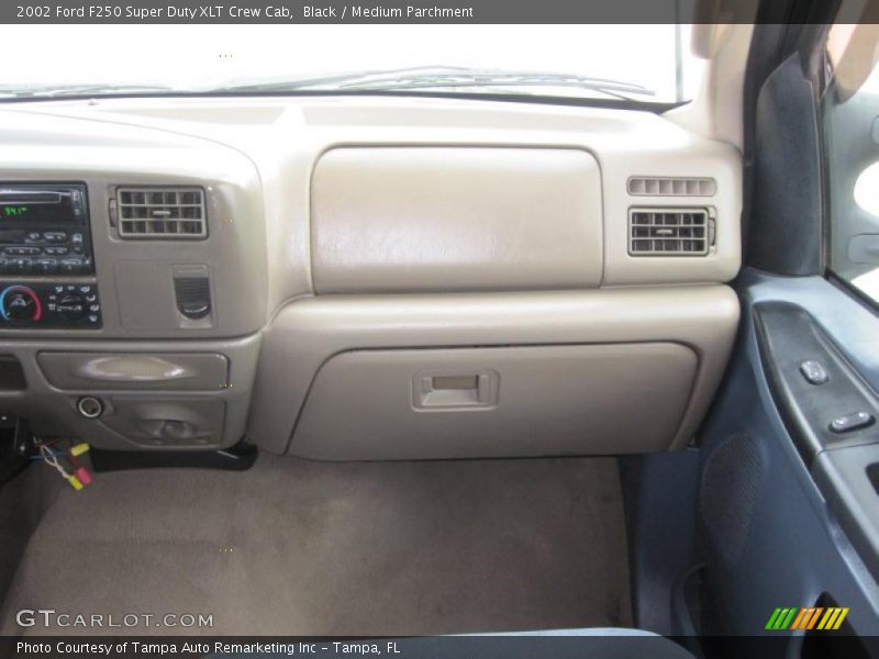 Black / Medium Parchment 2002 Ford F250 Super Duty XLT Crew Cab