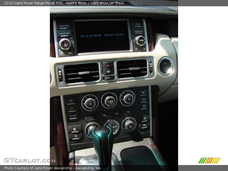 Alaska White / Ivory White/Jet Black 2010 Land Rover Range Rover HSE