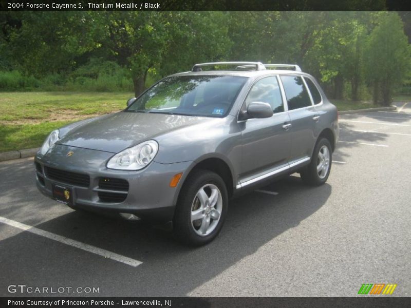 Titanium Metallic / Black 2004 Porsche Cayenne S