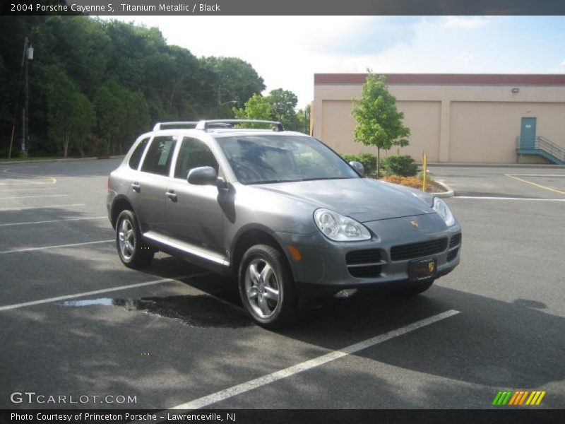Titanium Metallic / Black 2004 Porsche Cayenne S