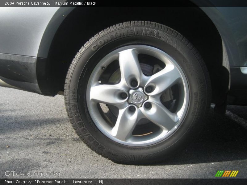 Titanium Metallic / Black 2004 Porsche Cayenne S