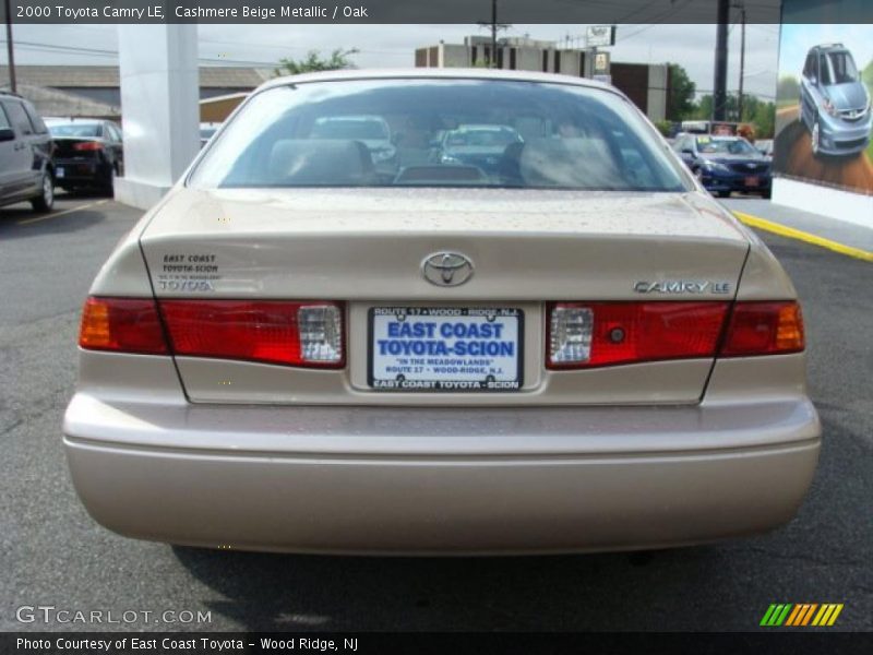 Cashmere Beige Metallic / Oak 2000 Toyota Camry LE