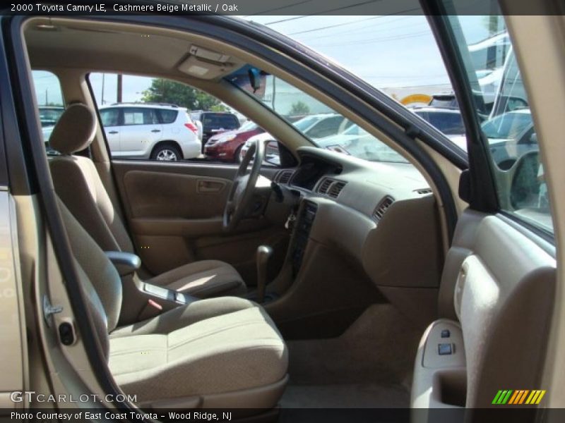 Cashmere Beige Metallic / Oak 2000 Toyota Camry LE