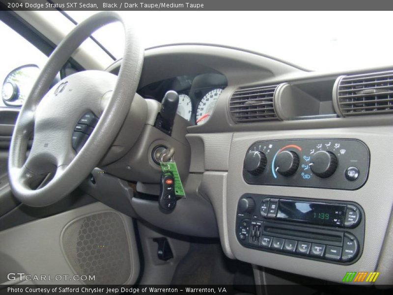 Black / Dark Taupe/Medium Taupe 2004 Dodge Stratus SXT Sedan