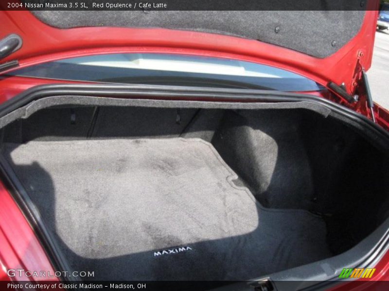 Red Opulence / Cafe Latte 2004 Nissan Maxima 3.5 SL