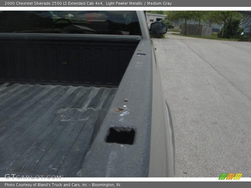 Light Pewter Metallic / Medium Gray 2000 Chevrolet Silverado 2500 LS Extended Cab 4x4