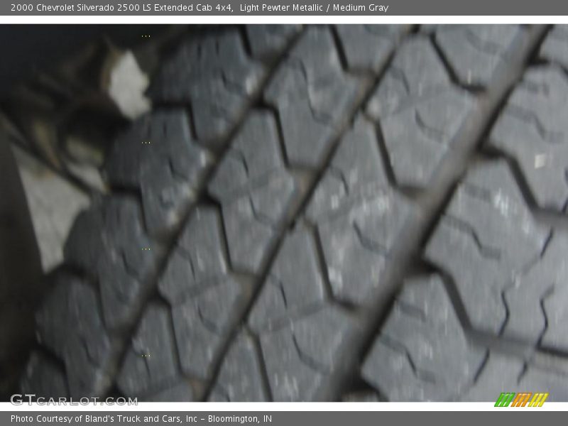Light Pewter Metallic / Medium Gray 2000 Chevrolet Silverado 2500 LS Extended Cab 4x4