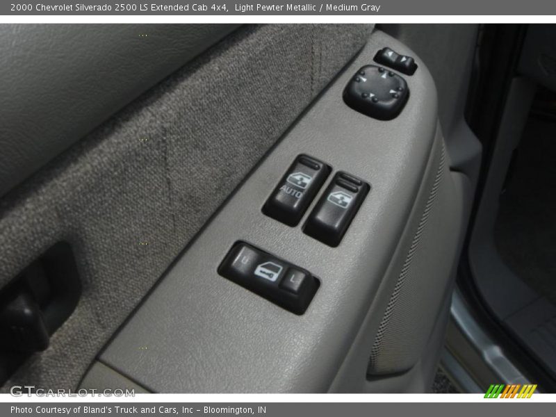 Light Pewter Metallic / Medium Gray 2000 Chevrolet Silverado 2500 LS Extended Cab 4x4