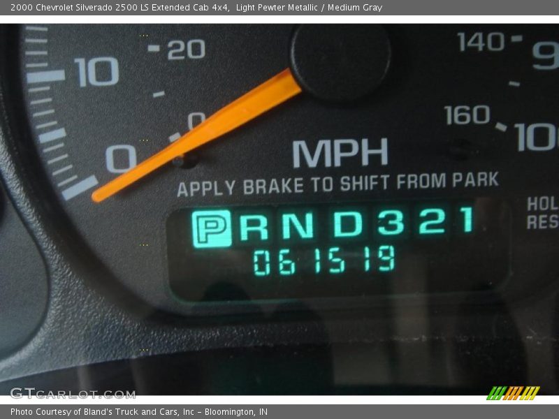 Light Pewter Metallic / Medium Gray 2000 Chevrolet Silverado 2500 LS Extended Cab 4x4