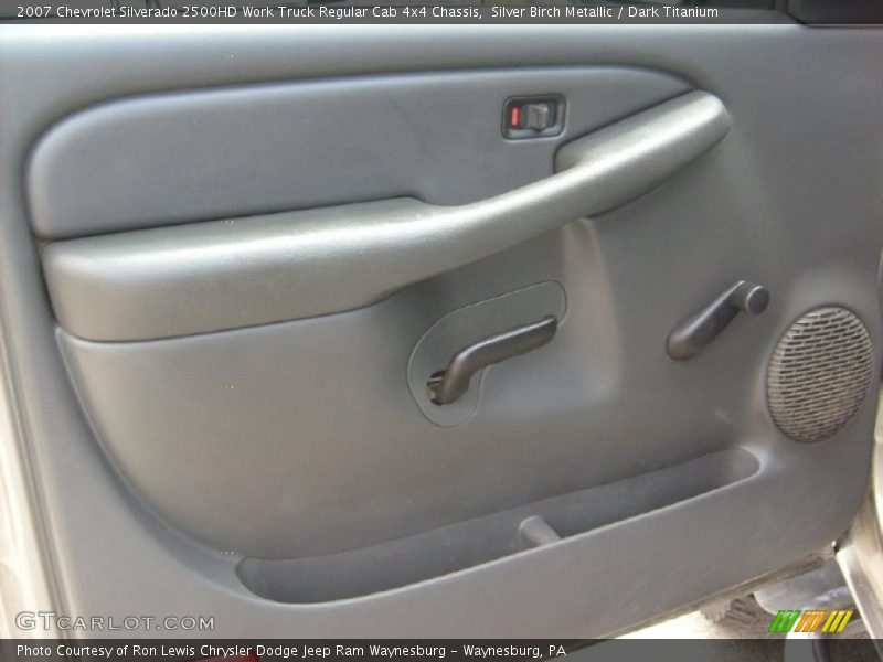 Silver Birch Metallic / Dark Titanium 2007 Chevrolet Silverado 2500HD Work Truck Regular Cab 4x4 Chassis