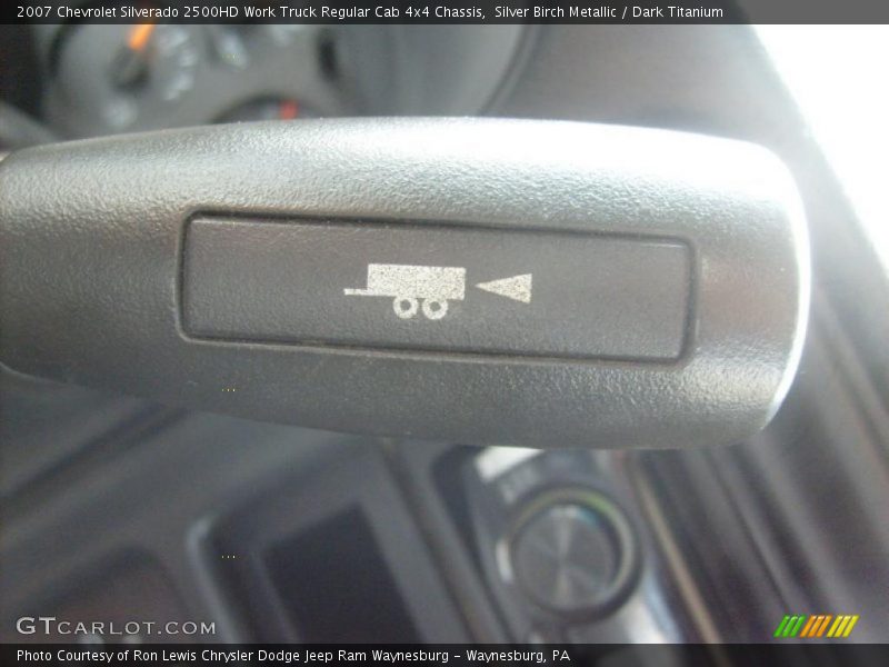 Silver Birch Metallic / Dark Titanium 2007 Chevrolet Silverado 2500HD Work Truck Regular Cab 4x4 Chassis