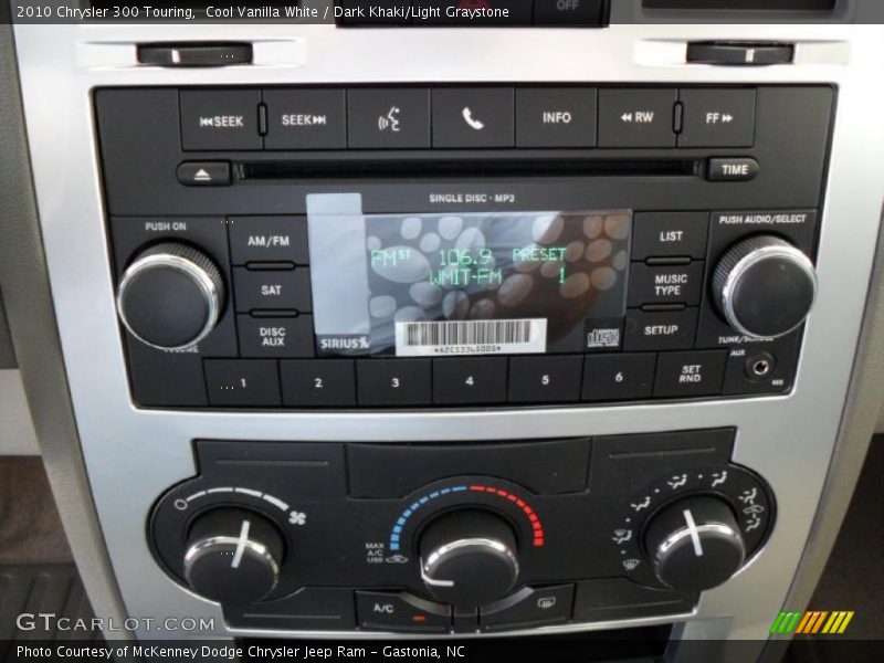 Cool Vanilla White / Dark Khaki/Light Graystone 2010 Chrysler 300 Touring