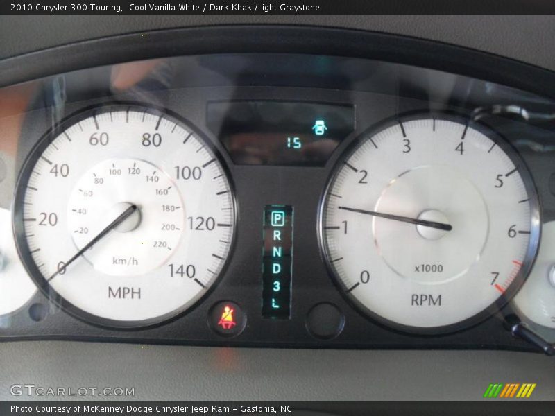 Cool Vanilla White / Dark Khaki/Light Graystone 2010 Chrysler 300 Touring
