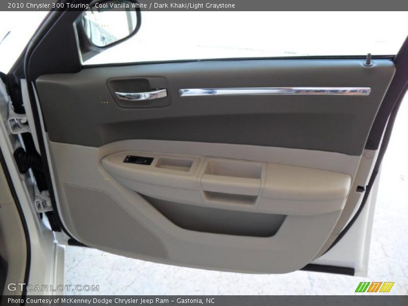 Cool Vanilla White / Dark Khaki/Light Graystone 2010 Chrysler 300 Touring