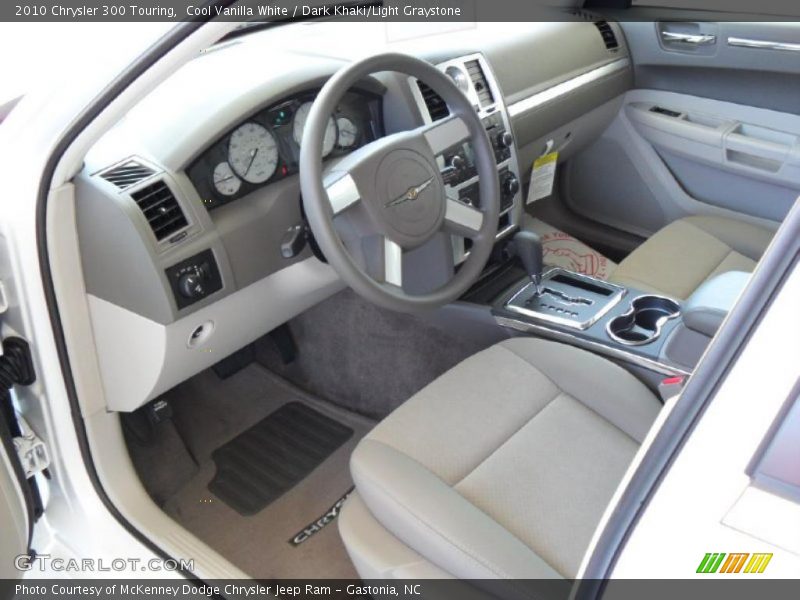 Cool Vanilla White / Dark Khaki/Light Graystone 2010 Chrysler 300 Touring