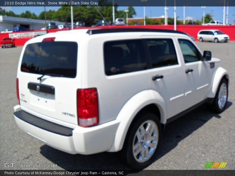 Stone White / Dark Slate Gray 2010 Dodge Nitro Heat