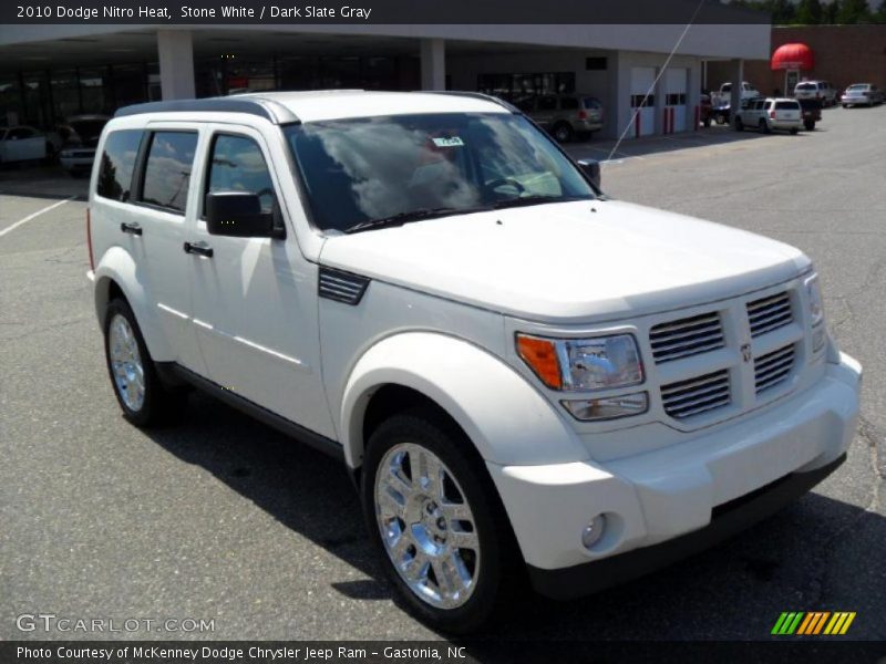 Stone White / Dark Slate Gray 2010 Dodge Nitro Heat