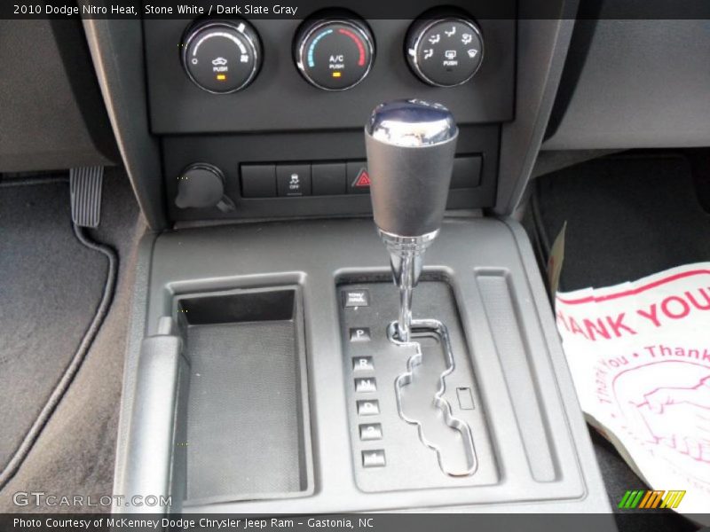 Stone White / Dark Slate Gray 2010 Dodge Nitro Heat