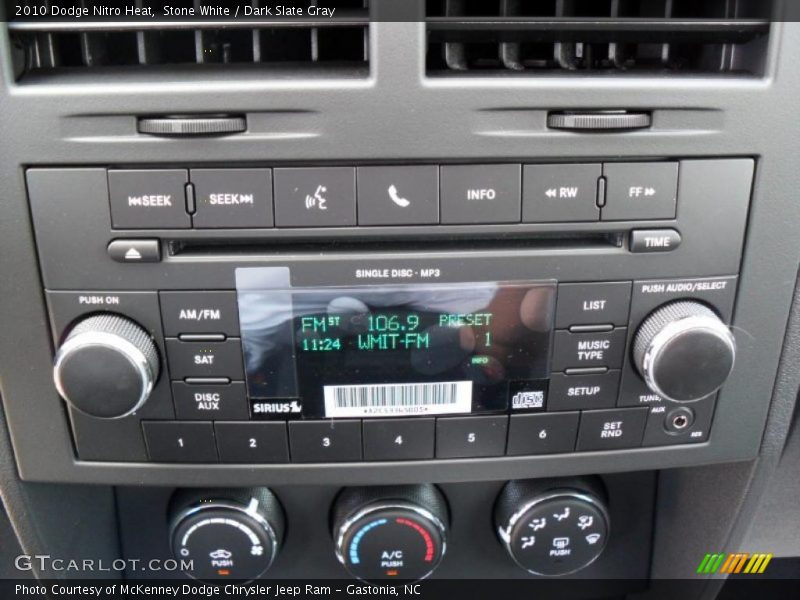 Stone White / Dark Slate Gray 2010 Dodge Nitro Heat