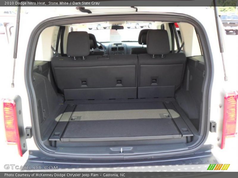 Stone White / Dark Slate Gray 2010 Dodge Nitro Heat