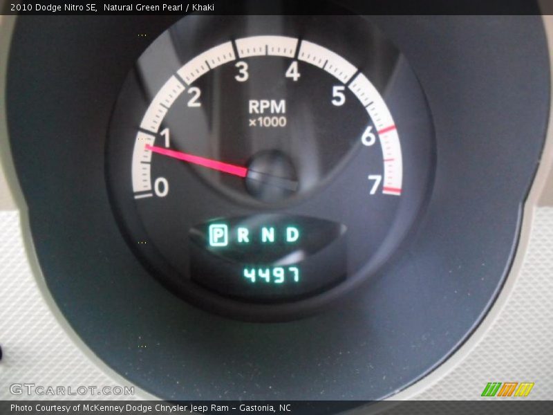 Natural Green Pearl / Khaki 2010 Dodge Nitro SE