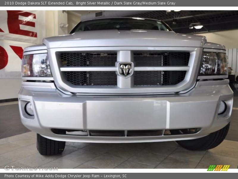 Bright Silver Metallic / Dark Slate Gray/Medium Slate Gray 2010 Dodge Dakota SLT Extended Cab