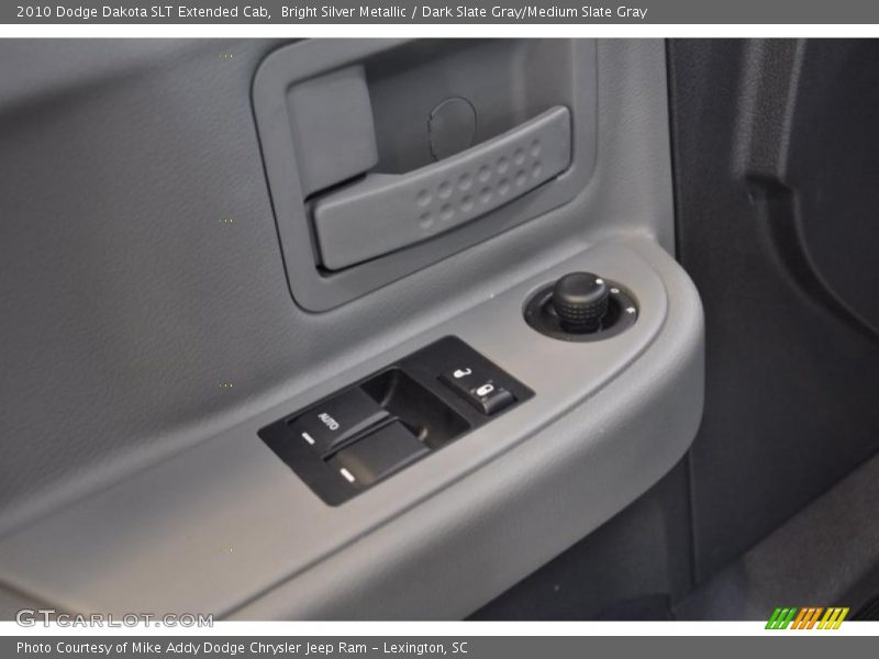 Bright Silver Metallic / Dark Slate Gray/Medium Slate Gray 2010 Dodge Dakota SLT Extended Cab