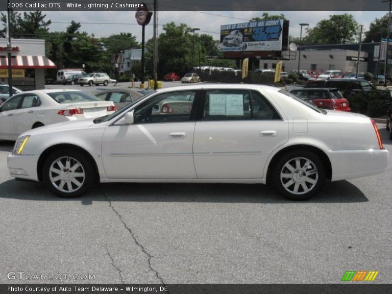 White Lightning / Cashmere 2006 Cadillac DTS