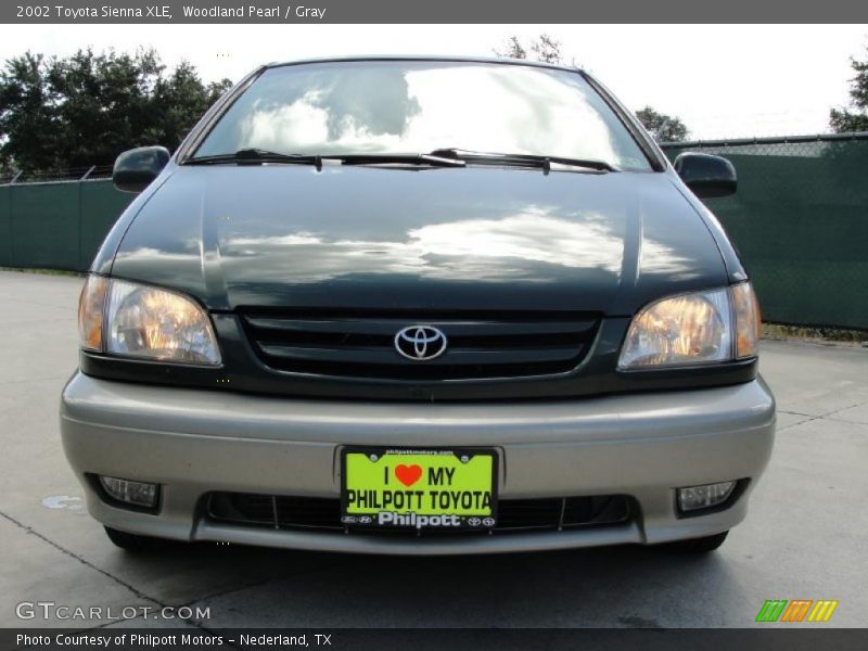 Woodland Pearl / Gray 2002 Toyota Sienna XLE