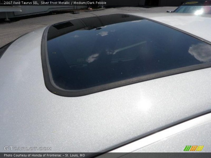 Silver Frost Metallic / Medium/Dark Pebble 2007 Ford Taurus SEL
