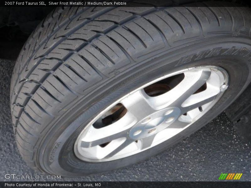 Silver Frost Metallic / Medium/Dark Pebble 2007 Ford Taurus SEL