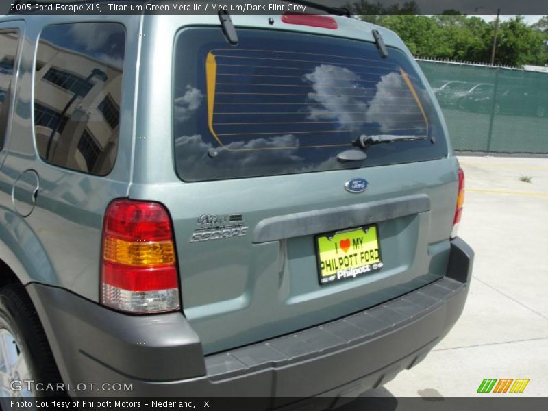 Titanium Green Metallic / Medium/Dark Flint Grey 2005 Ford Escape XLS