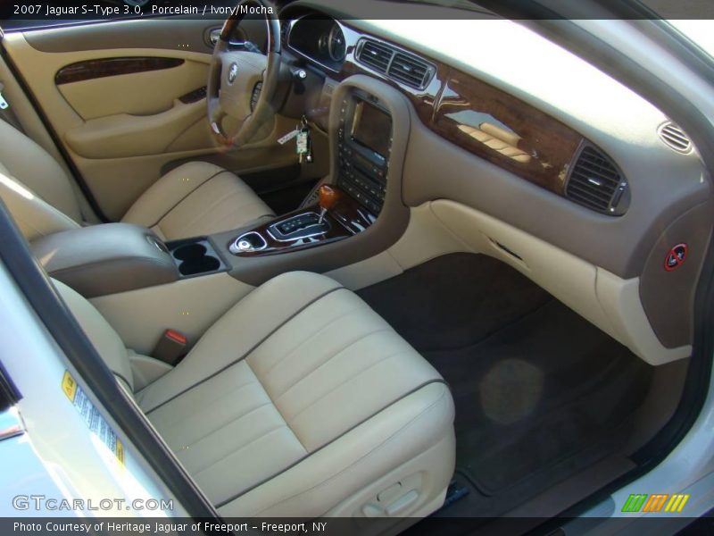 Porcelain / Ivory/Mocha 2007 Jaguar S-Type 3.0