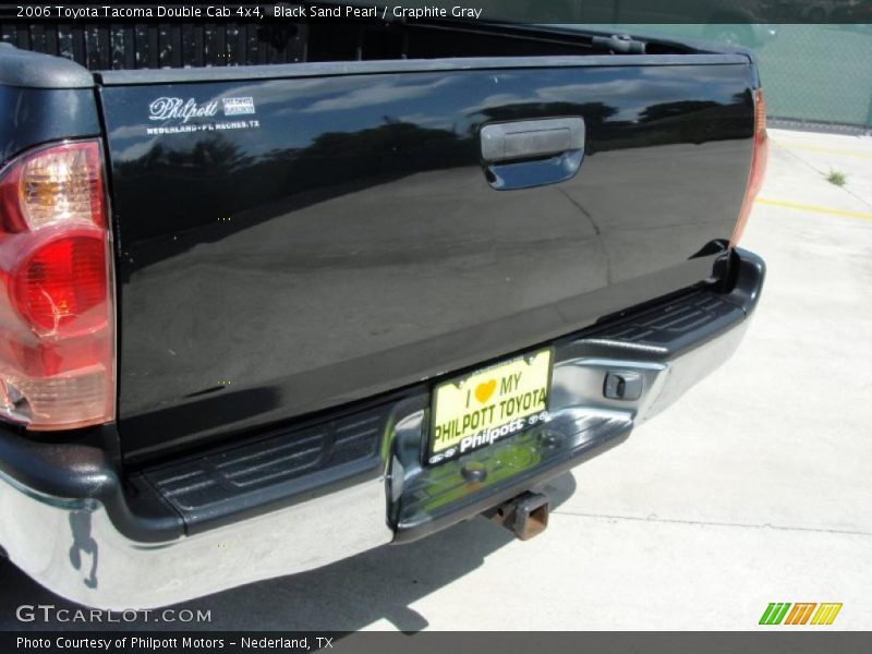 Black Sand Pearl / Graphite Gray 2006 Toyota Tacoma Double Cab 4x4