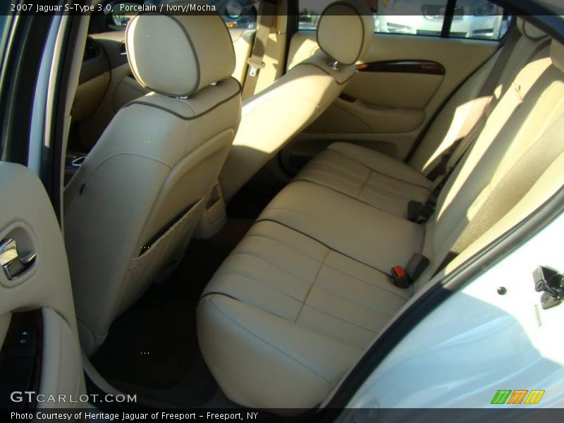 Porcelain / Ivory/Mocha 2007 Jaguar S-Type 3.0
