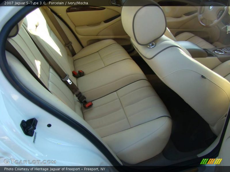 Porcelain / Ivory/Mocha 2007 Jaguar S-Type 3.0