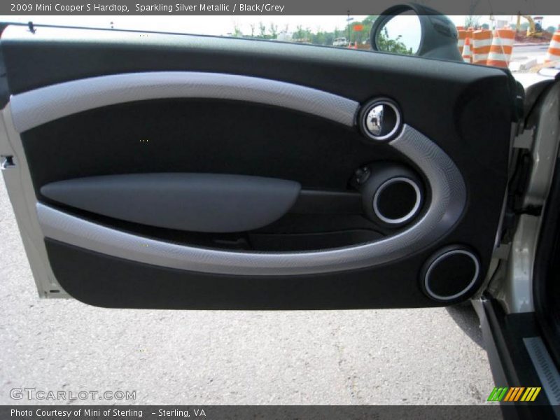 Sparkling Silver Metallic / Black/Grey 2009 Mini Cooper S Hardtop