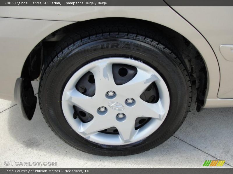 Champagne Beige / Beige 2006 Hyundai Elantra GLS Sedan