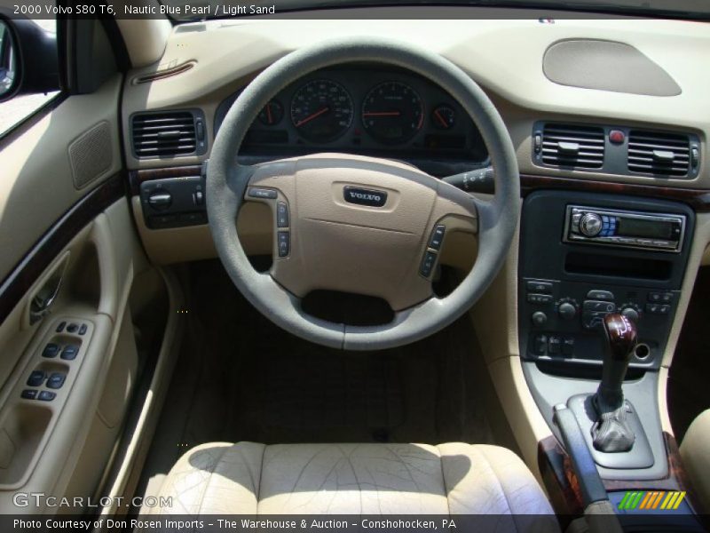 Nautic Blue Pearl / Light Sand 2000 Volvo S80 T6