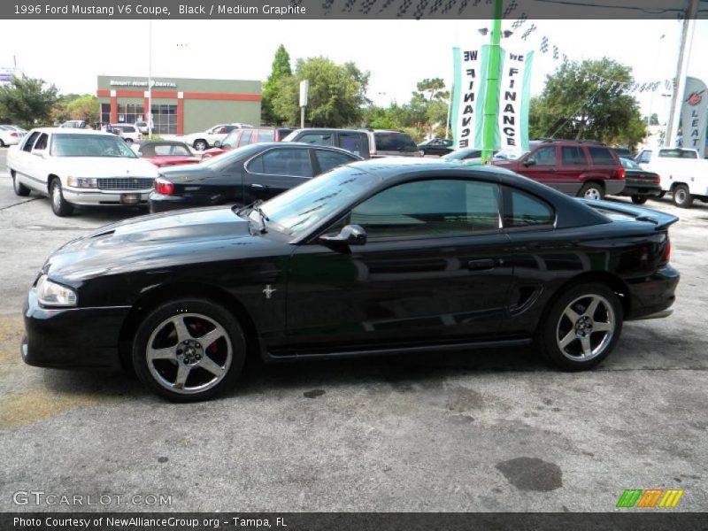 Black / Medium Graphite 1996 Ford Mustang V6 Coupe